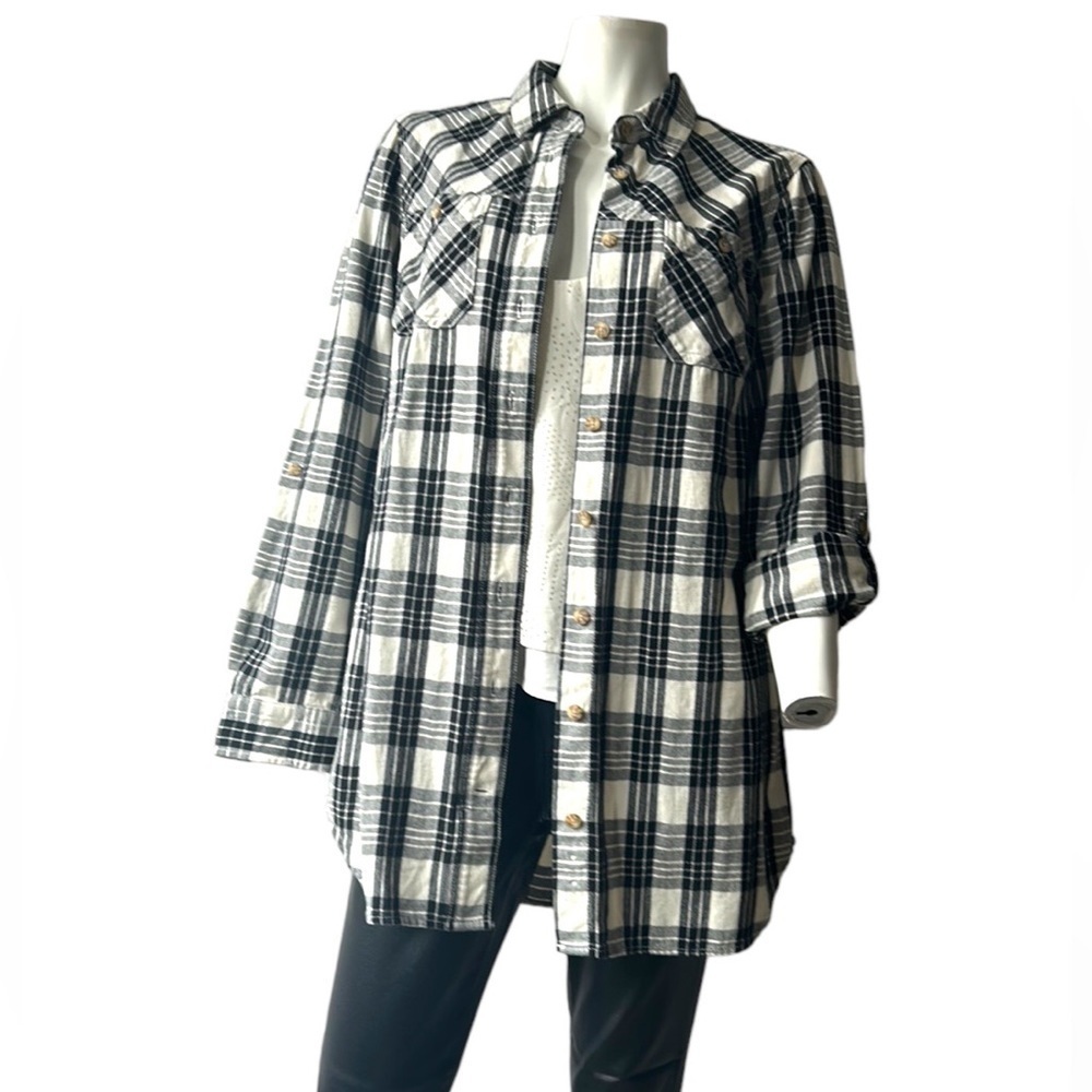 Duluth Trading Co Women's Free Swingin' Flannel Tunic  Sleeve Size Medium US$59